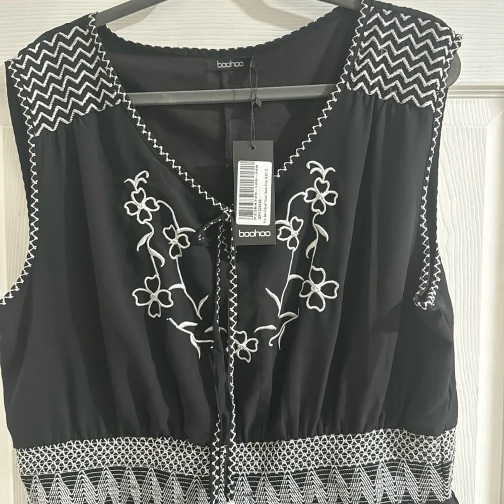 Boohoo women's dress size black size 22 - Picture 6 of 8